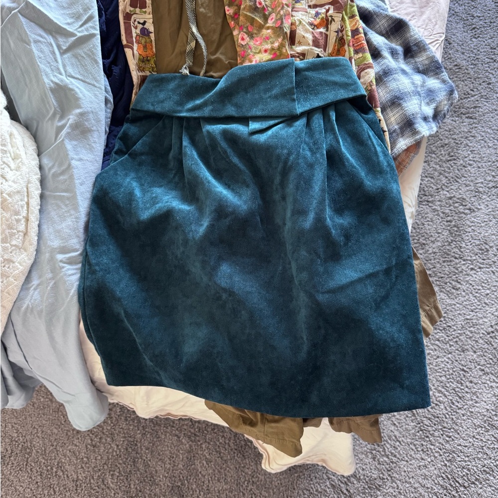 Elegant Teal Velvet Skirt